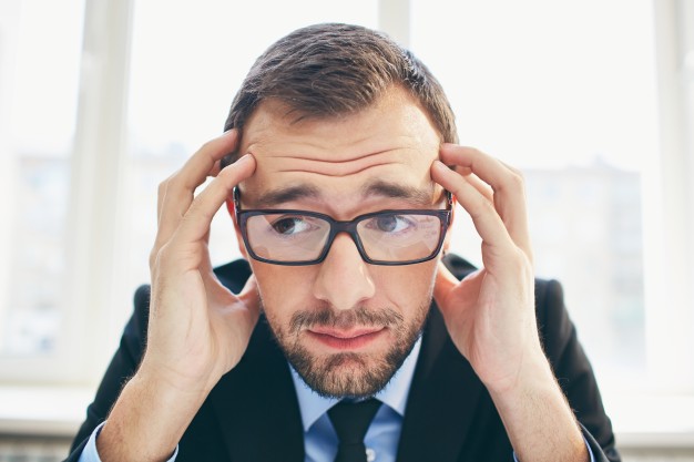 frustrated-businessman-with-glasses_1098-3402.jpg